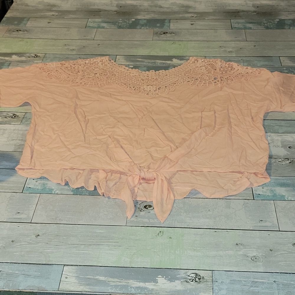 KORI Peach Shirt/Top sz Medium/Large